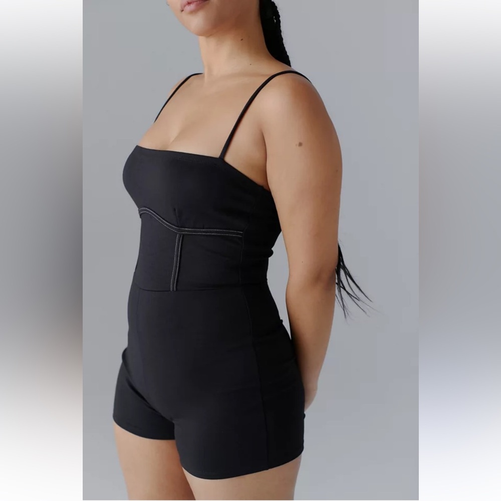 Urban Outfitters Emmy Black Bustier Romper. Size S (984L)